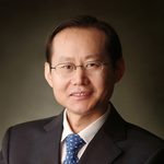 Huazhi Yuan MRICS (Senior Partner and the Head of Real Estate and Energy Department at Beijing Dentons Law Offices, LLP)