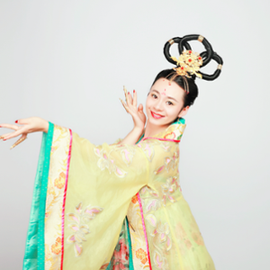 Nydia (Professional Dancer)