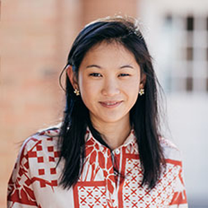 Clara Wang (Organizer and Yenching Scholar at R-Ladies Community)