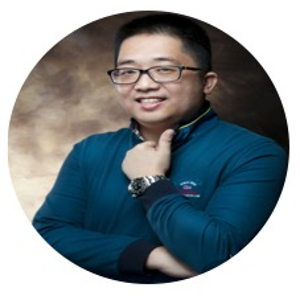 Xingliang Zhang (Found & CEO of EC)