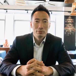 Stone Shi (Judge) (Founder and CEO of Bon App)