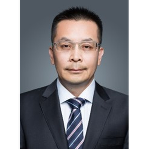何勇兵 (CPE中信产业基金 投委会委员 董事总经理 科技与工业投资负责人)