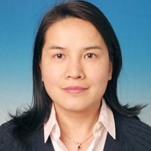 蒋皓媛 (江西青峰医药集团公司 高级副总裁兼首席医学官)