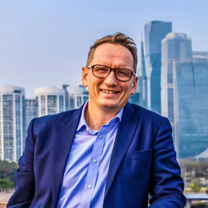 Peter Helis (Chief Advisor at Guangdong Development District)