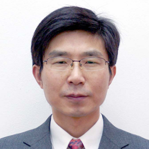 丁建东 (复旦大学聚合物分子国家重点实验室 教授)