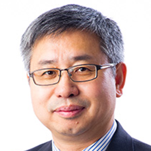 俞伟峰 (香港城市大学商学院 教授，香港城市大学商学院助理院长)