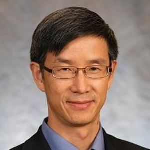 黑永疆 (美国Ambrx公司 首席医学官)