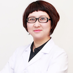 Chao Yuan (Associate Chief Dermatologist at Shanghai Skin Disease Hospital)