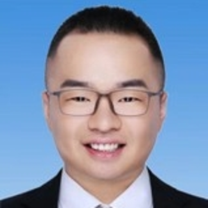 Zhenlong YE (Managing Director of Shanghai Cell Therapy Group’s Beijing Brunch)