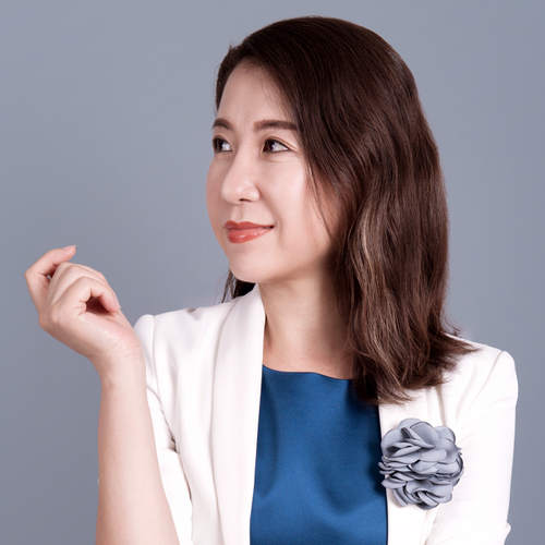 杨画 (世界顶尖名校斯坦福博士妈妈；北京市某著名中学创新实验项目部教育戏剧教师)