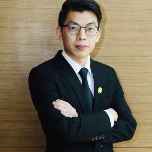 Henry Wu (Chief Sommelier)