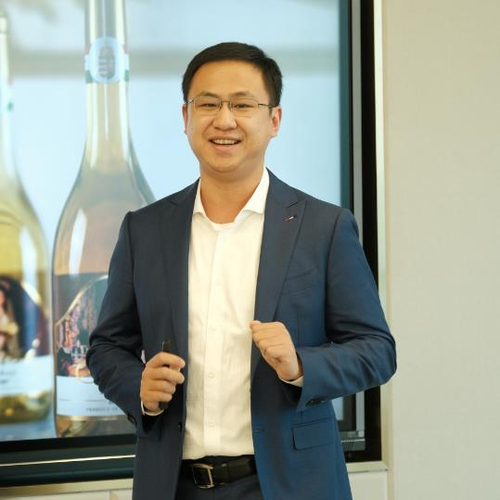 Ray Lei (Sommelier)