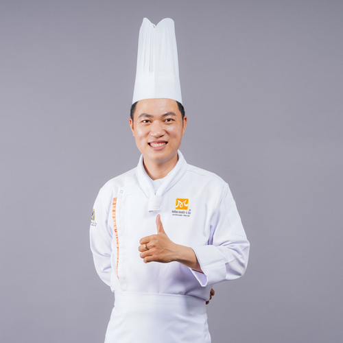 Dinh Thiet Dang (Vietnamese Cuisine Lecturer)